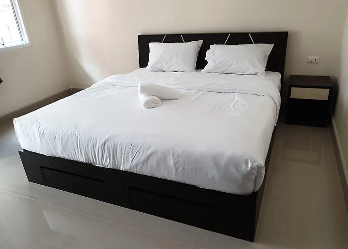 The Cosy River 4*